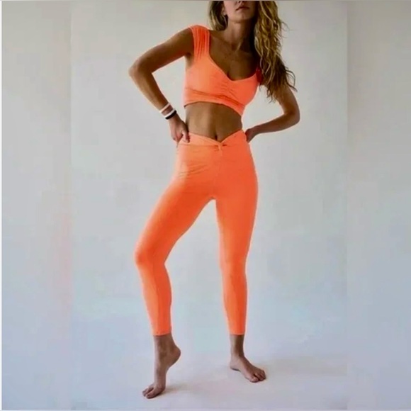 Free People/FP Movement Breathe Deeper Leggings Neon Orange Tangerine XS - Picture 2 of 7